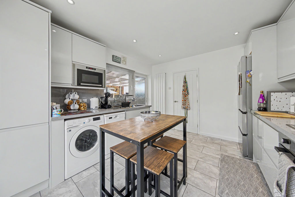 Thornbridge Crescent